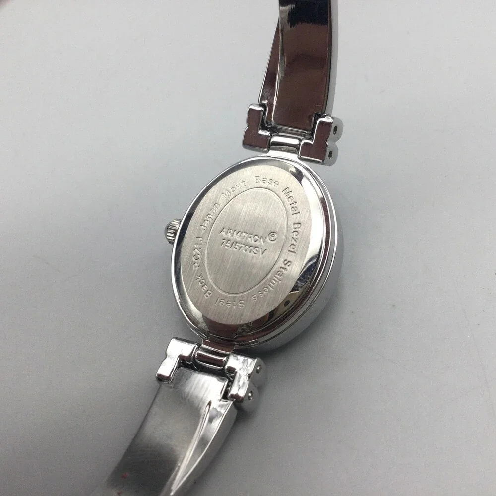 Armitron Womens Watch 21mm White Oval Dial Silver Tone Crystals New Battery 7.5